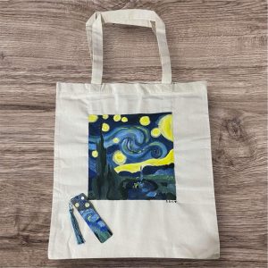 Ръчно рисувана торбичка с книгоразделител