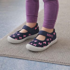 Детски Пантофи „Beko Pink Bows“ – Елегантност и Уют за Малките Принцеси Детски Пантофи „Beko Pink Bows“ – Елегантност и Уют за Малките Принцеси
